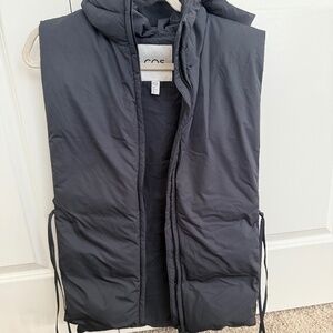 COS padded vest, one size